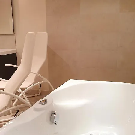 Villa 5br Chalet South Facing Location In Walchen - What'app - 0034-635-518-057 - For Reservations! Angerberg (Salzburg)