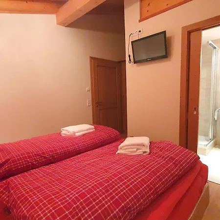 Villa 5br Chalet South Facing Location In Walchen - What'app - 0034-635-518-057 - For Reservations!